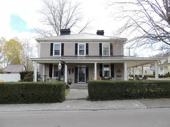 1st image of 308 S Church St