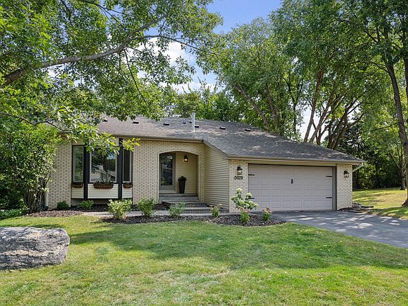 3rd image of 5070 Evergreen Ln N