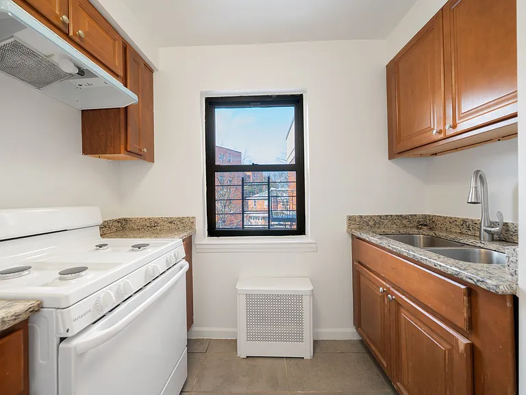 150-39 75th Ave #2D — Photo 8