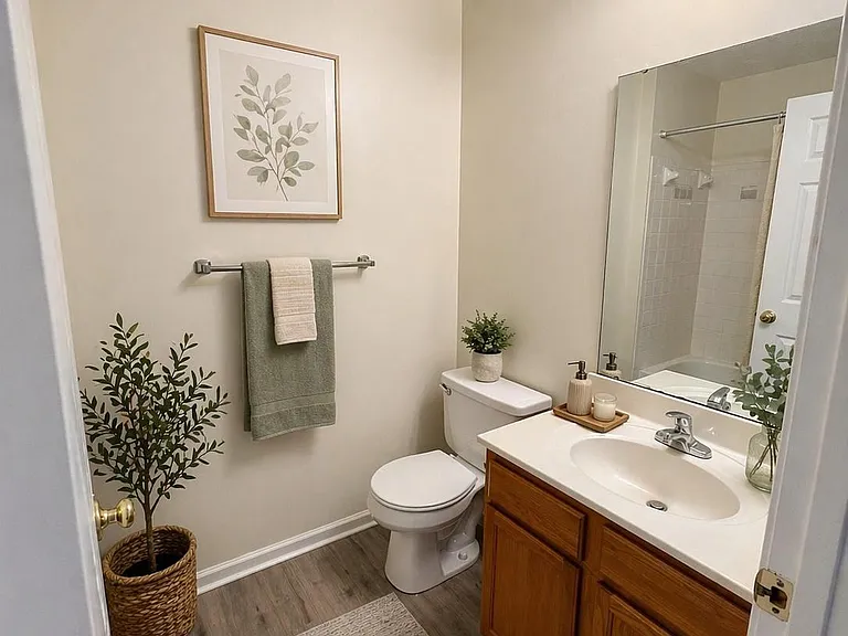 703 Orchard Overlook #301 — Photo 18