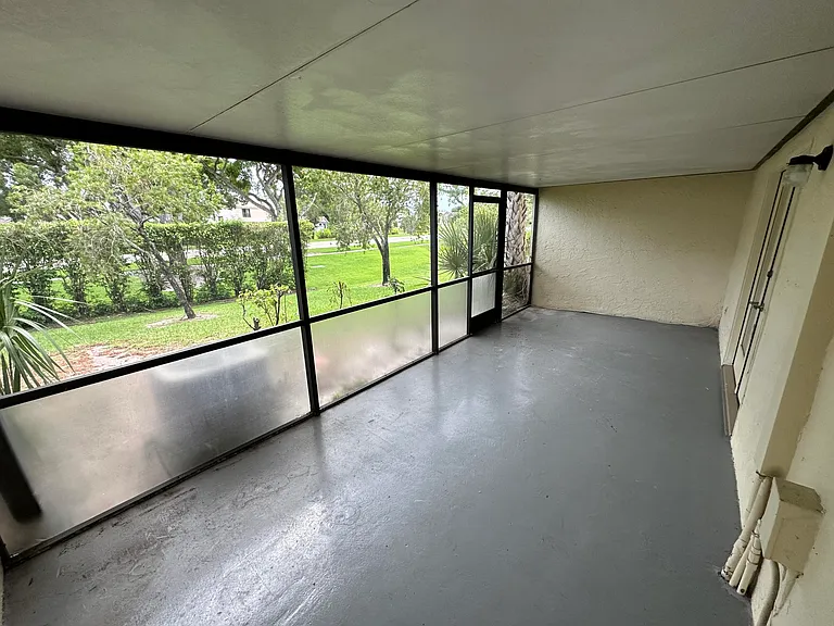 10300 Hidden Springs Ct — Photo 41