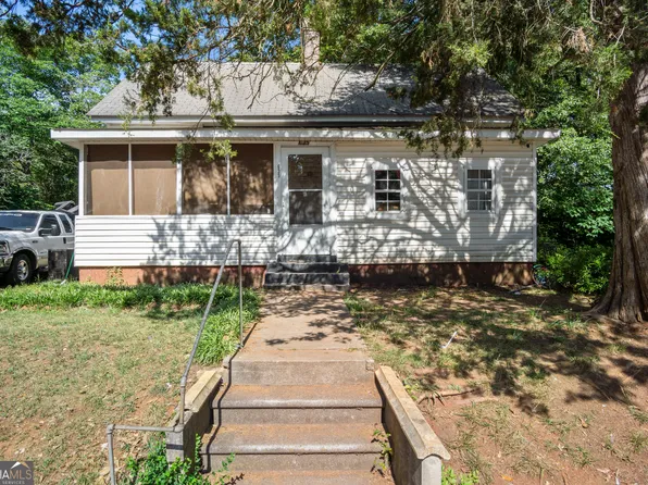 635 Garrett St, Griffin, GA 30223
