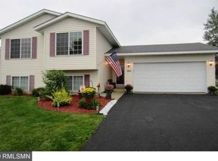 964 7th Ave NW, Hutchinson, MN 55350