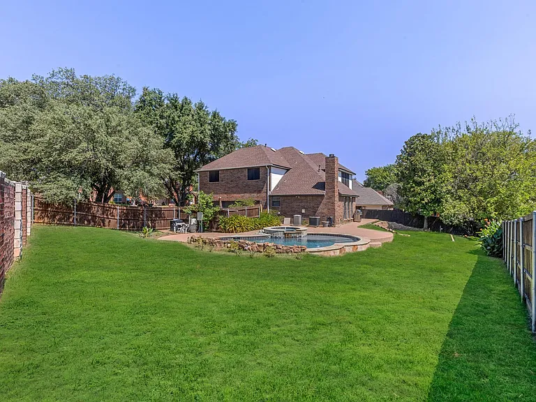 2601 Kimberly Dr — Photo 25