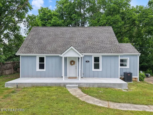 212 N Cedar St, Maryville, TN 37801