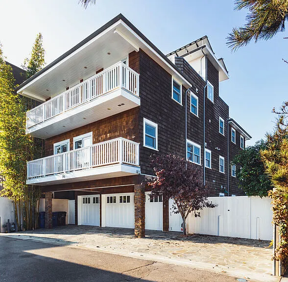 702 Pacific Ave — Photo 44