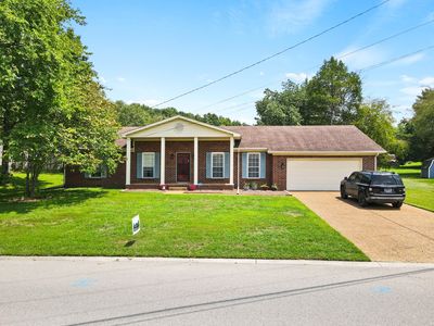 365 Clearlake Dr W, Nashville, TN, 37217