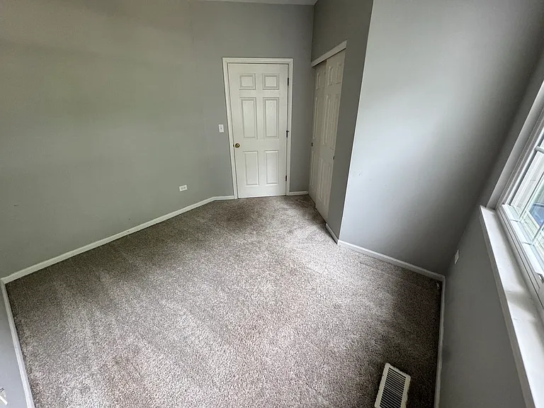 2910 Stockton Ct — Photo 14