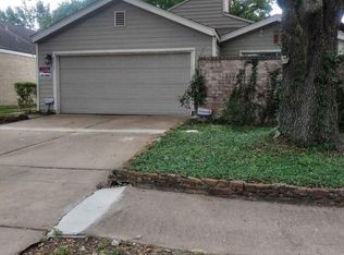 8710 Kalewood Dr, Houston, TX 77099