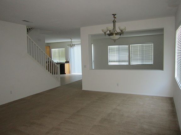 5th image of 15057 Zircon Dr
