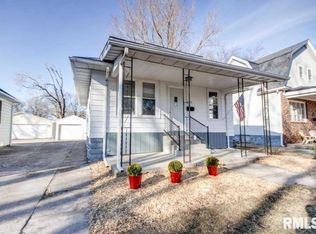 2113 Holmes Ave, Springfield, IL 62704