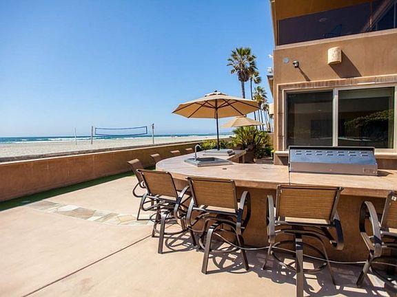 4th image of 2855 Ocean Front Walk