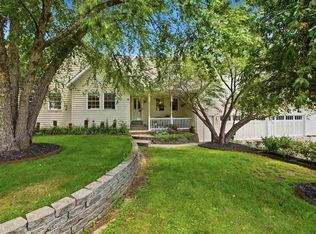 2484 Robbins Ct, Washington, IA 52353