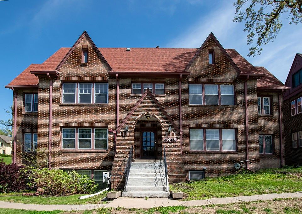 1st image of 4345 Grand Ave APT 3