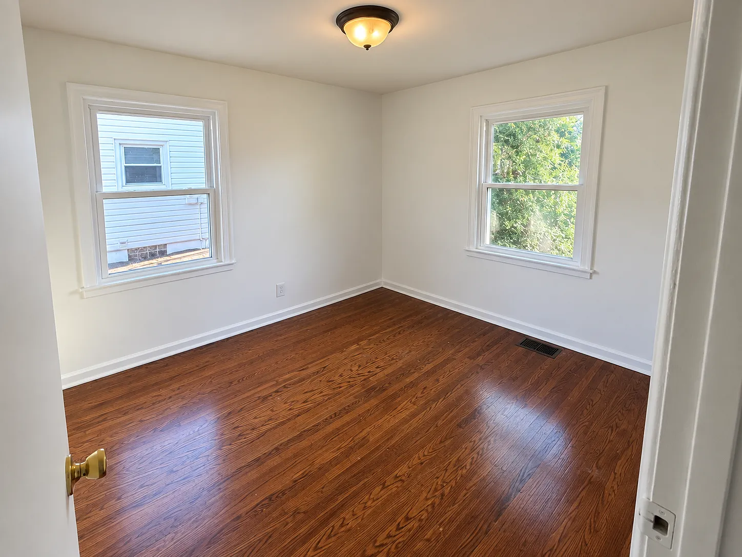 S 8th Ave, Beech Grove — Photo 4