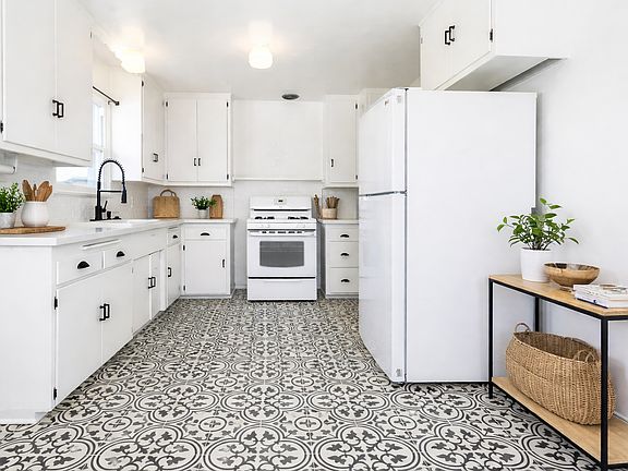Virtually staged kitchen