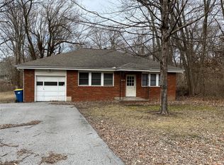 1547 Weber Dr, Edwardsville, IL 62025