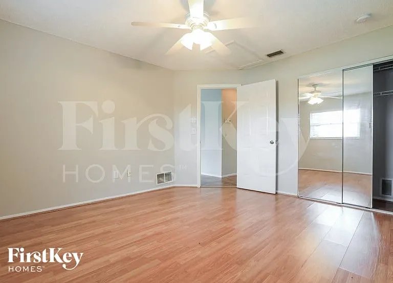 6099 David Blvd — Photo 13