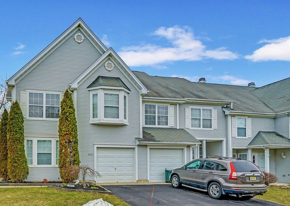 1st image of 4801 Saddleback Ln