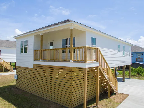 106 Wen Mar Ave, Pass Christian, MS 39571