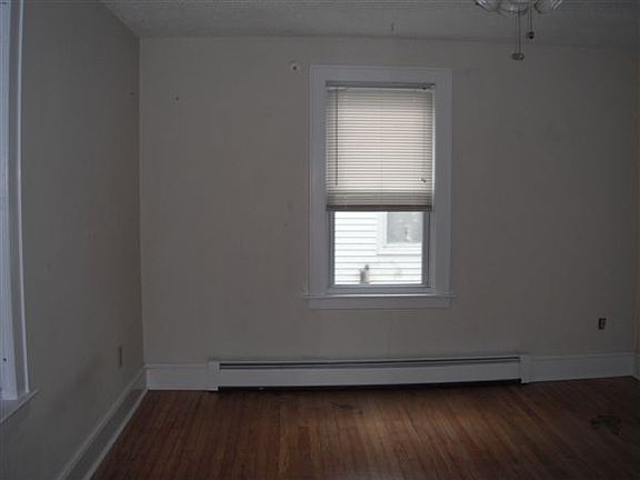 Dining room during prep