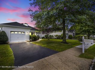 39 Silverside Rd, Lakewood, NJ 08701