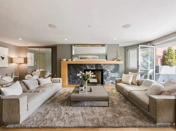 25 Beekman Place image 1 of 19