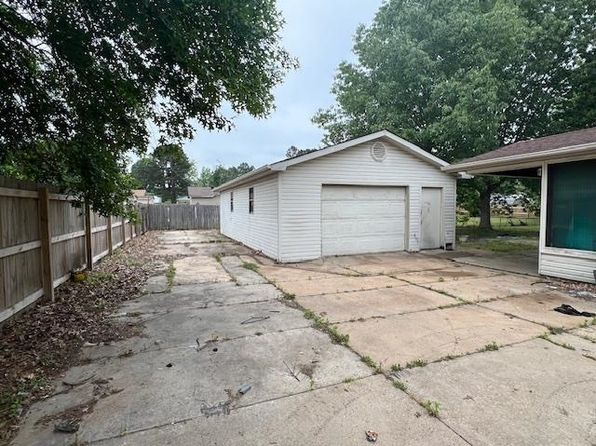 5415 Wendy St, Paragould, AR 72450
