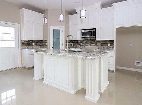 2nd image of 6211 N 46th Ln