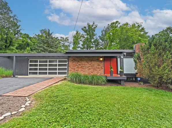 1050 Stormy Way, Cincinnati, OH 45230