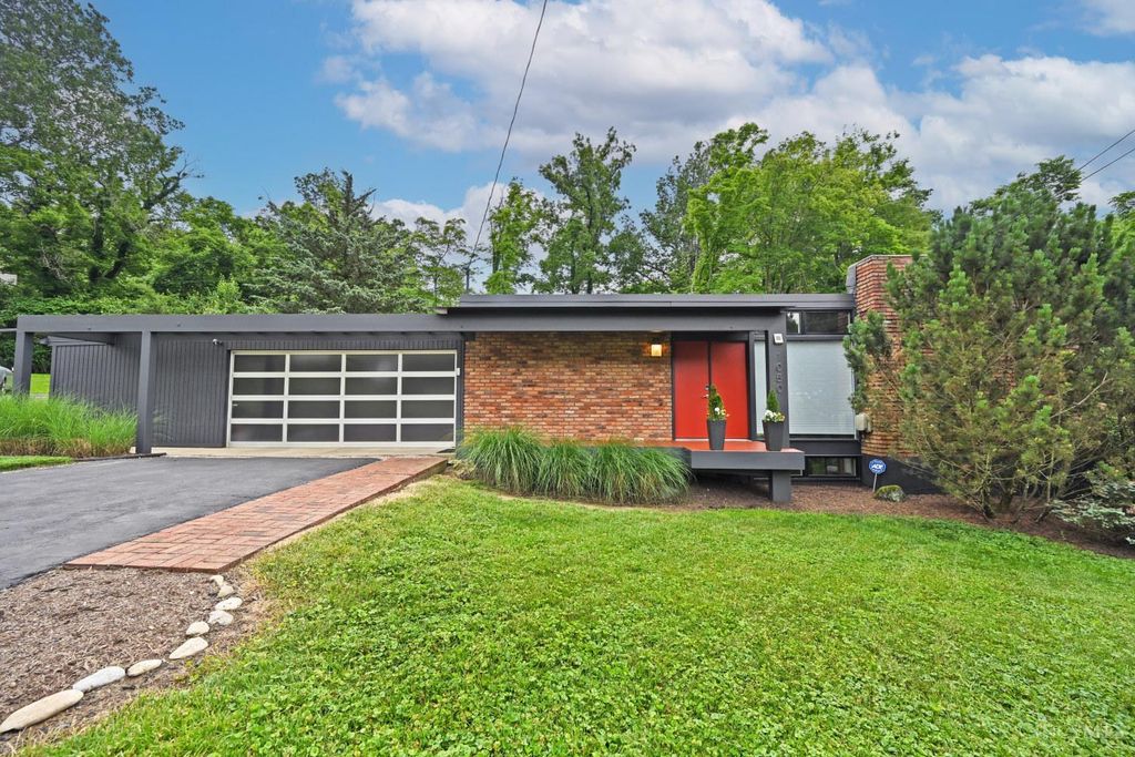 Real estate listing image