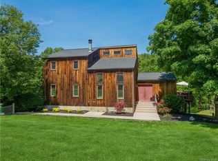 5 Fox Run Rd, Wappingers Falls, NY 12590