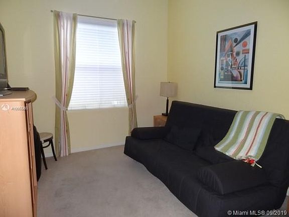 5th image of 1731 Winterberry Ln