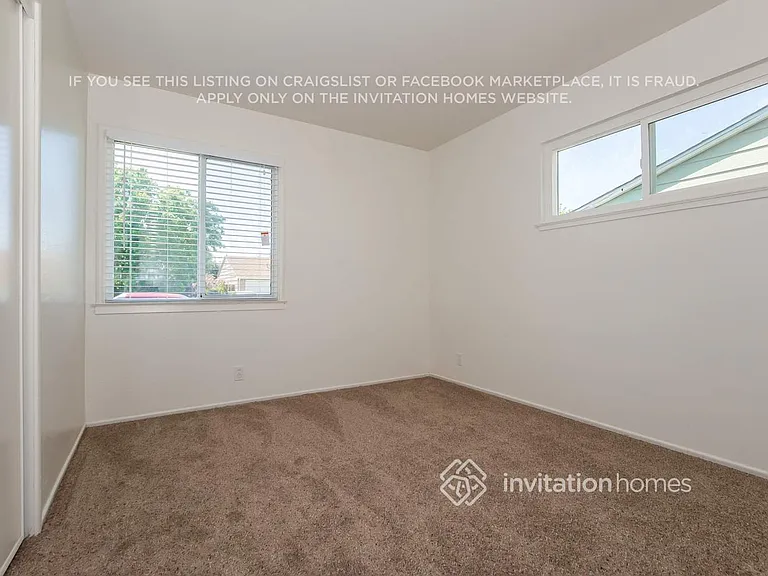 4553 Goya Pkwy — Photo 17