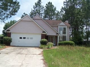 1957 Woking Ct, Hinesville, GA 31313