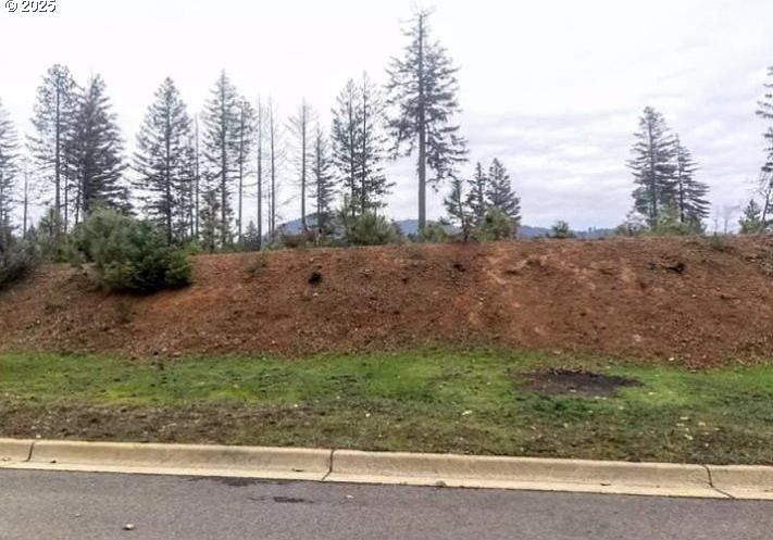 1st image of 1304 Green Valley Dr