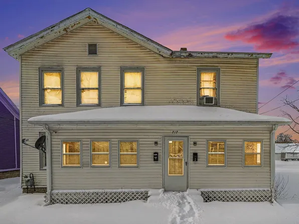 717 N Eaton St, Albion, MI 49224