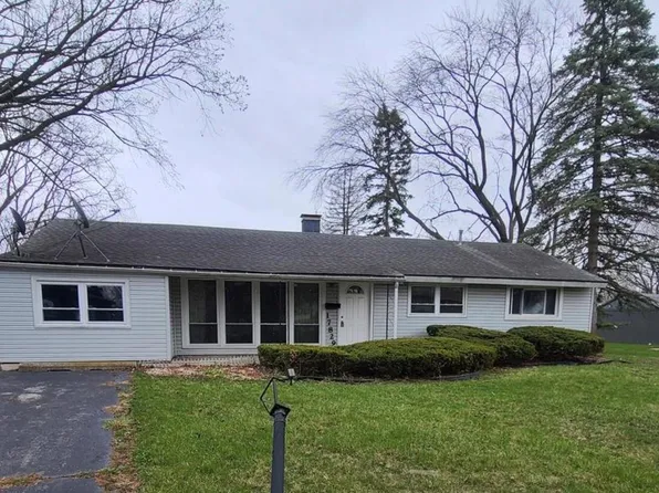 17829 Baker Ct, Country Club Hills, IL 60478