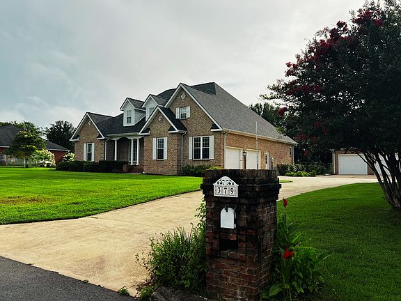 2nd image of 379 Bell Dr W