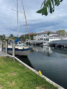 2060 S Hibiscus Dr, North Miami, FL, 33181