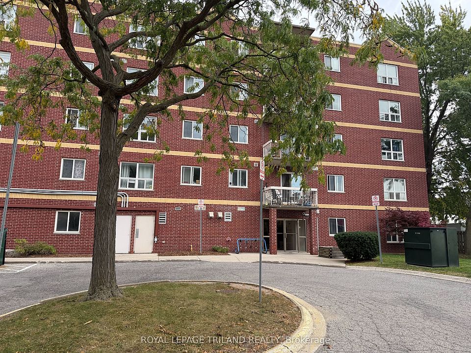 1st image of 626 1st St #305