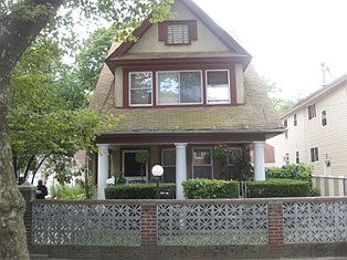 1st image of 10716 132nd St