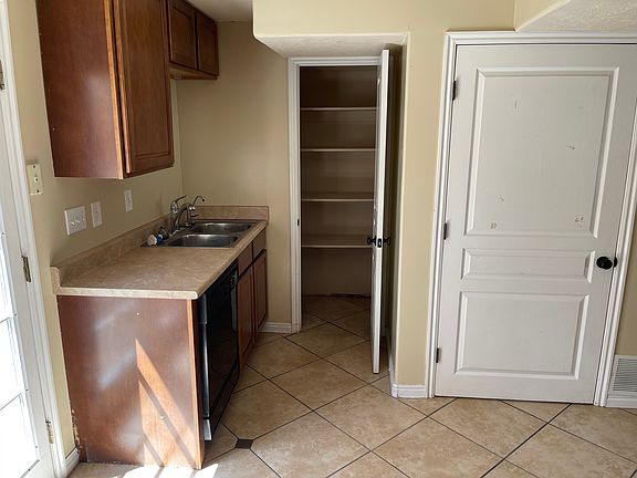 4th image of 6373 W Rockport Dr #Basement