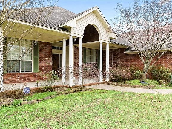 3rd image of 1812 Lee Creek Cir