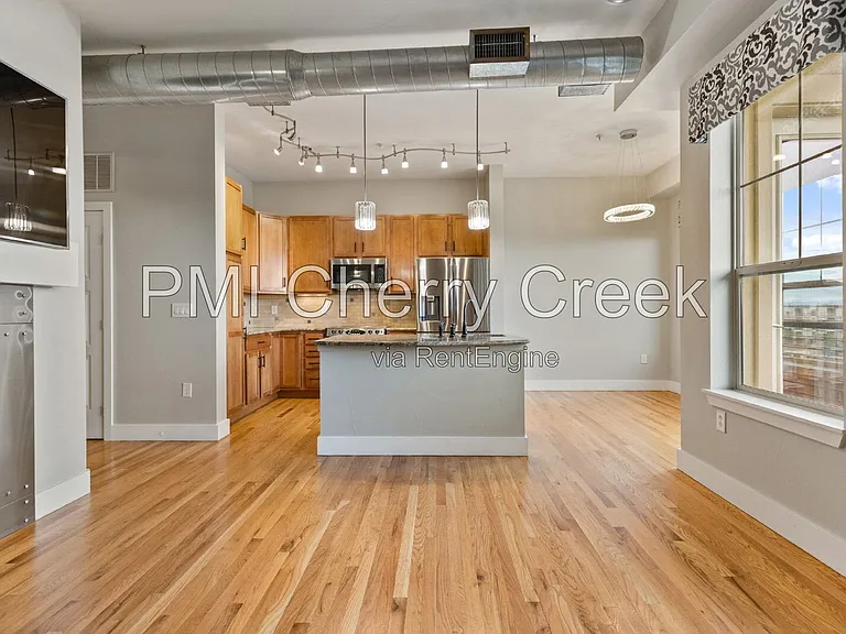 10111 Inverness Main St #414 — Photo 5