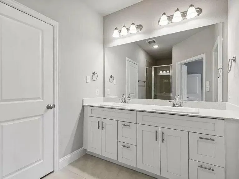 207 Suma Dr — Photo 32