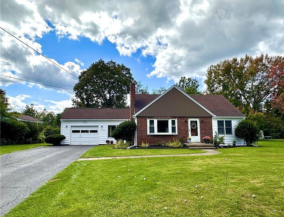 1st image of 15258 Armes Ct