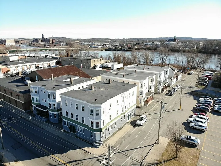 33 Jordan St #1R — Photo 18