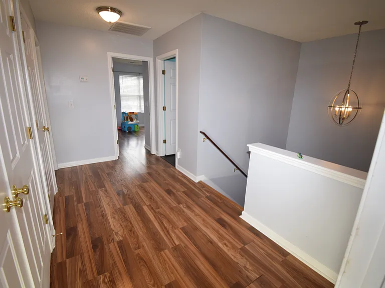 136 Penry Ln — Photo 13