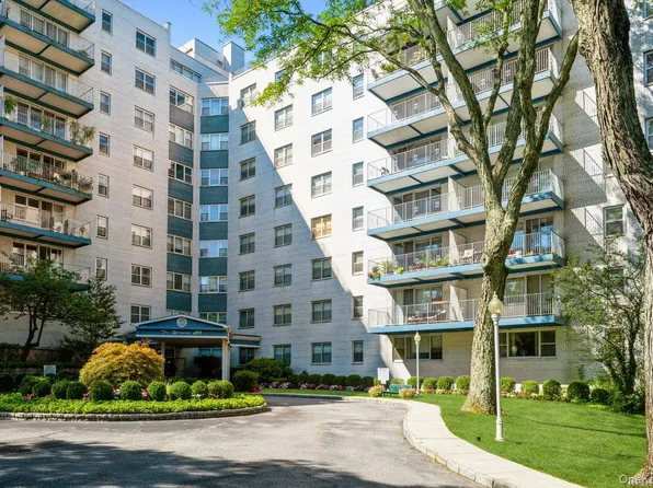 499 N Broadway #2B, White Plains, NY 10603
